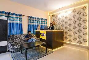 Fabhotel Samanta