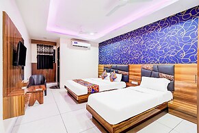 Fabhotel Lake View I