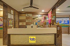 Fabhotel Tanvi Grand