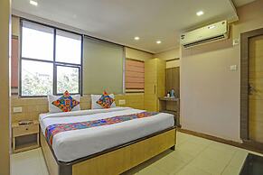 Fabhotel Tanvi Grand