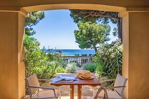 Hôtel La Pinède Plage
