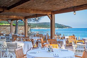 Hôtel La Pinède Plage