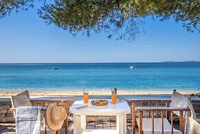 Hôtel La Pinède Plage