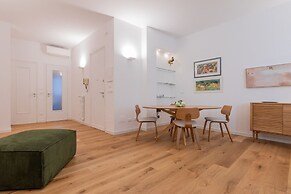 Ormea Cobalto Apartment by Wonderful Italy