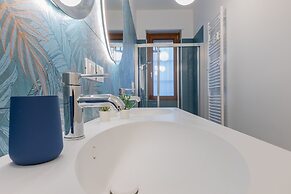 Ormea Cobalto Apartment by Wonderful Italy