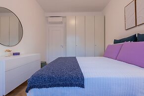 Ormea Cobalto Apartment by Wonderful Italy
