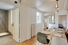 Appartement rue de la Pompe