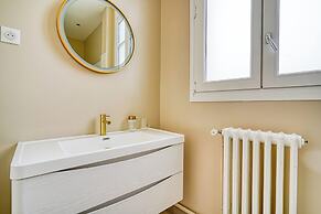 Appartement rue de la Pompe