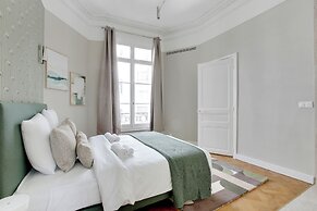 Appartement rue de la Pompe