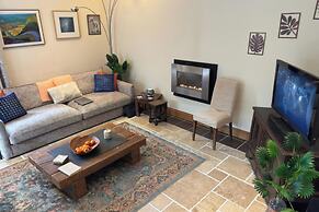 Sleeps 4 - Old Farmhouse - Near Pendle Hill