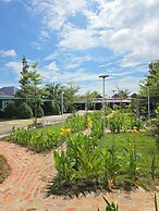 AHHA Bungalow Kampot