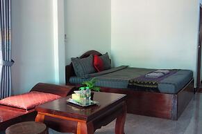 AHHA Bungalow Kampot