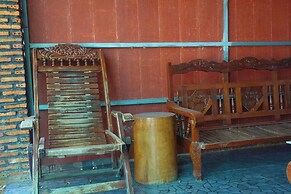 AHHA Bungalow Kampot