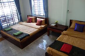 AHHA Bungalow Kampot