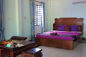 AHHA Bungalow Kampot