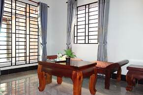 AHHA Bungalow Kampot