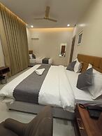 Sarvagya Inn