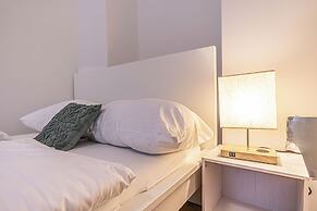 Affordable 2BR Apartment in Vienna