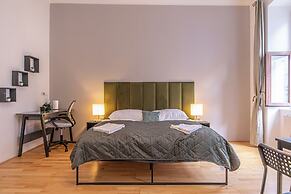 Affordable 2BR Apartment in Vienna
