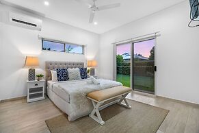 Zenhouse Solstice Designer 4-br Executive Retreat
