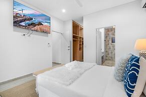 Zenhouse Solstice Designer 4-br Executive Retreat