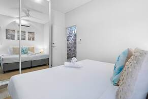 Zenhouse Solstice Designer 4-br Executive Retreat