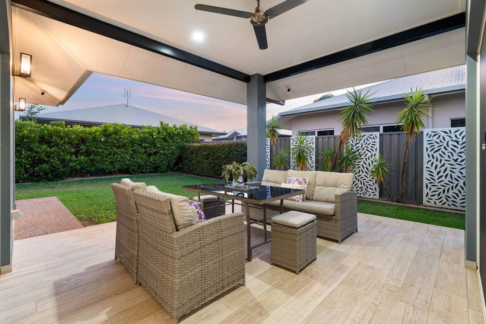 Zenhouse Solstice Designer 4-br Executive Retreat