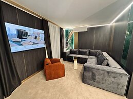 Aslan Gold Hotel