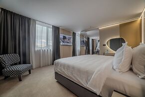 Aslan Gold Hotel