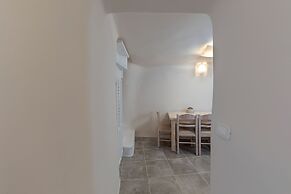 Aleanna Traditional Villa Fira