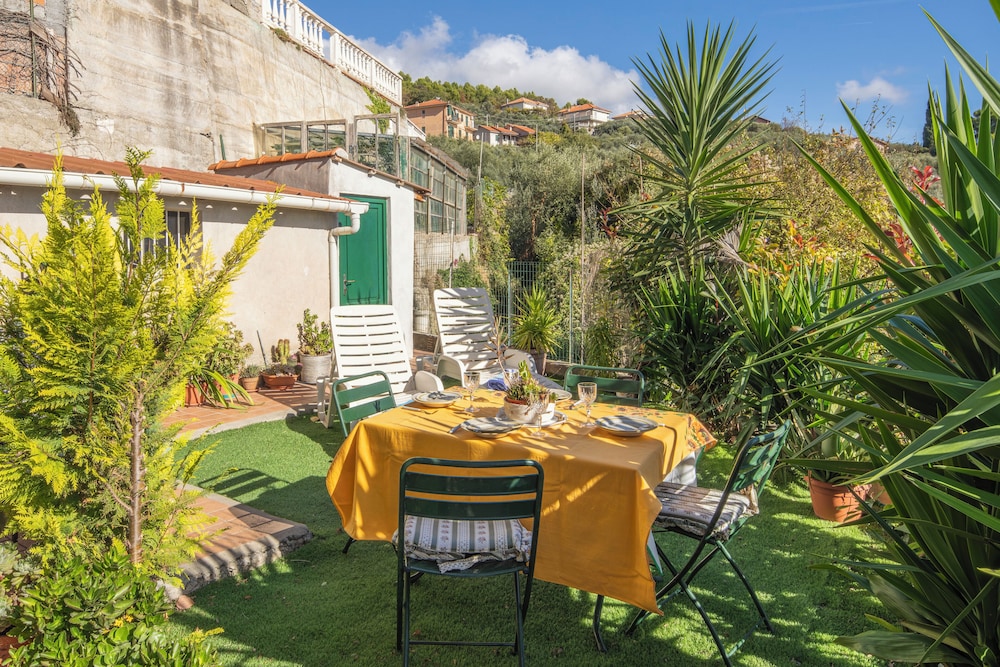Casa Di Bruna Seaview Garden Albenga