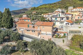 Casa Di Bruna Seaview Garden Albenga