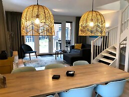 Lodge in Zoutelande Near Beach