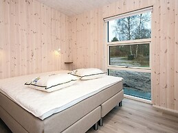 5 Star Holiday Home in Orsted