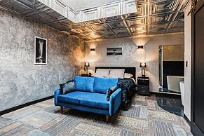 Rundle Suites
