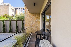 Zoe's Villa by PS