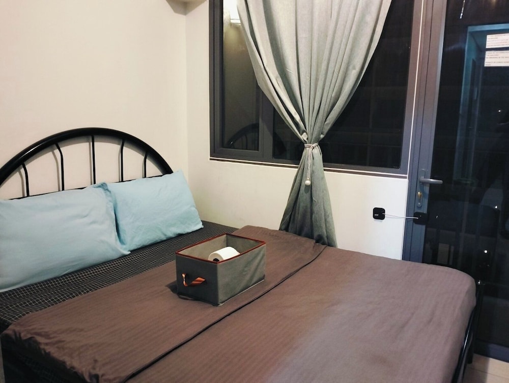 Mall of Asia - Cheap Accommodations