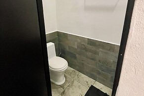 Lavish Studio w Kitchen Downtown