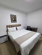 Marina Bay Suites