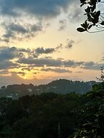 Thimira Mist - Mountain-View Home
