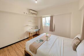 Stunning And Comfortable 2Br At The Wave Kuningan Apartment