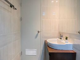 Modern 2Br At Vasanta Innopark Apartment
