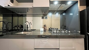 Tranquil And Modern Look Studio At Tokyo Riverside Pik 2 Apartment