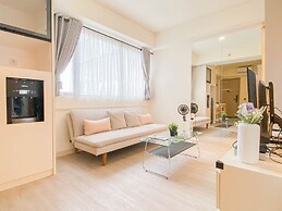 Modern White Accent 2Br Apartment Meikarta