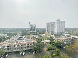Simple Look 2Br At Apartment Podomoro Golf View