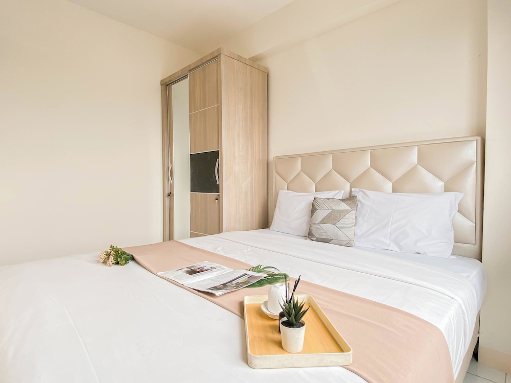 Simple Look 2Br At Apartment Podomoro Golf View