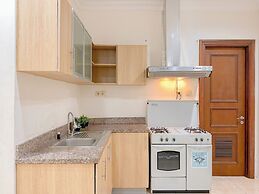 Spacious 2Br With Mall Access At Bellezza Apartment