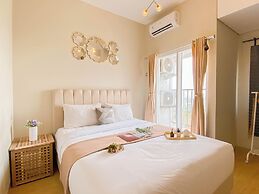 Modern Look 1Br Apartment Royal Sentul Park
