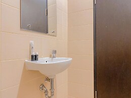 Comfortable 1Br At Belmont Residence Puri Apartment