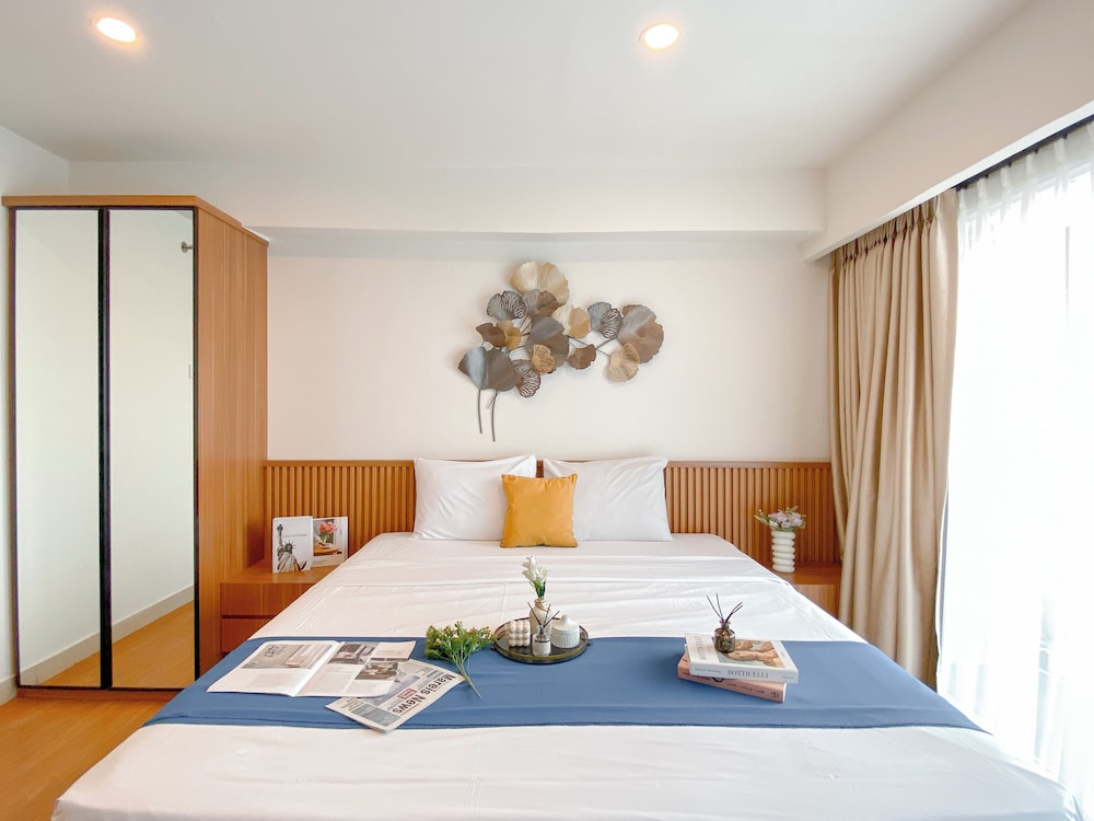 Comfortable Studio At Tamansari The Hive Apartment